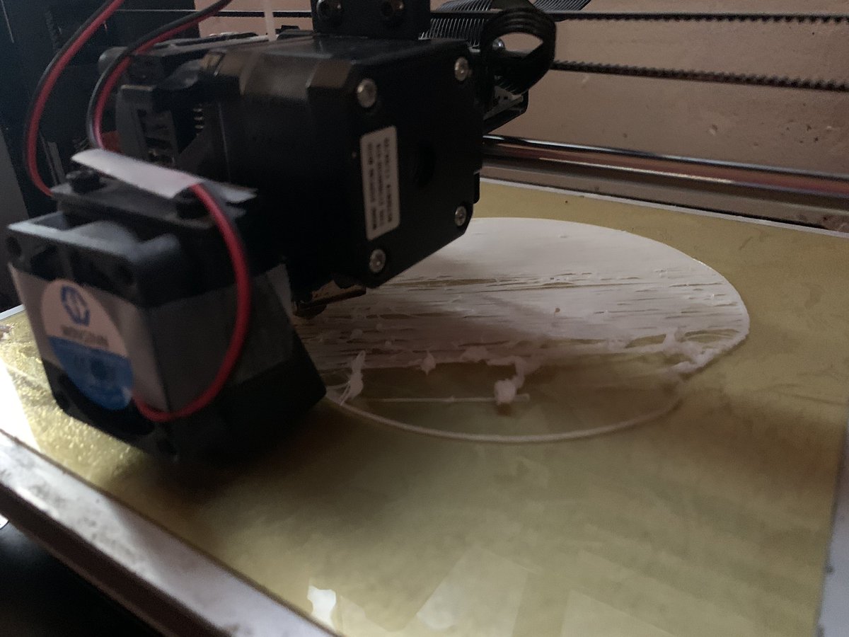dkelkhoff's tweet photo. Life with a #3dprinter :) https://t.co/A2d75IuhY8