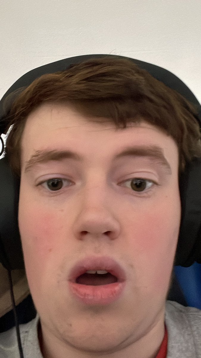 KirkhamMods's tweet photo. Me when cam goes live for the first time in 8 months even tho it’s a simulcast https://t.co/Hbfu8uuaRR