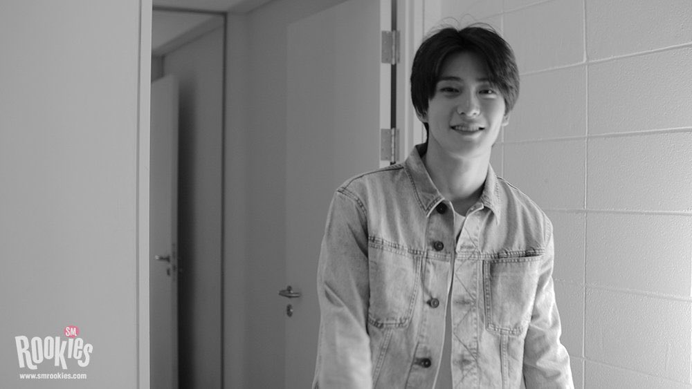 fancyverse_'s tweet photo. ครบรอบ8ปีการเปิดตัวของแจฮยอนแล้วนะคะคนเก่ง ♡🐈
#루키즈재현이매력폭8시킨날 #8YearsWithJaehyun https://t.co/PWWR9RuHFR