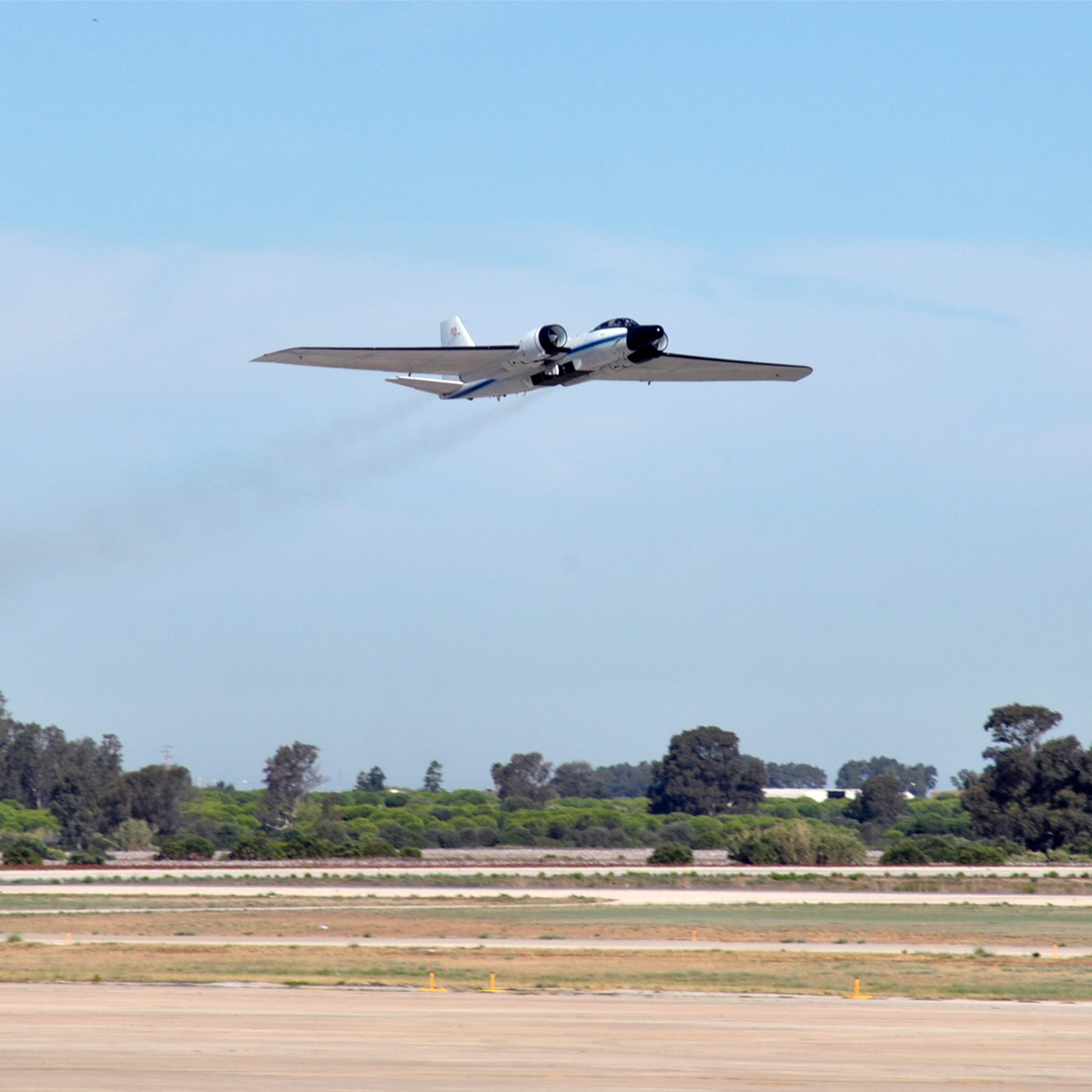 RenishawEncoder's tweet image. 📡Why does radar, SATCOM and high-power microwave/EW specialist Pacific Antenna Systems use RESOLUTE™ encoders to achieve precision in their antenna systems?
🔎 Read the full story: 👉bit.ly/3AeDQ3k 
#satellite #antennas #radar #satcom