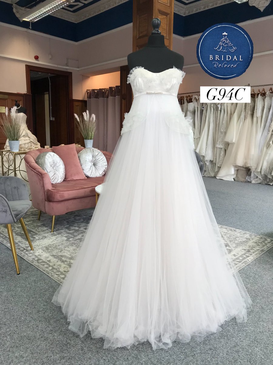 BridalGlasgow's tweet photo. ❄️💕 𝙳𝚁𝙴𝚂𝚂 𝙾𝙵 𝚃𝙷𝙴 𝙳𝙰𝚈 💕❄️

To book your private consultation with us to find your bridal style drop us a DM.

Or

📞 07903 255081
📧 Glasgow@bridalreloved.co.uk 

https://t.co/2AmRUHNSZU #bridalrelovedglasgow #bridalreloved https://t.co/vpg1p5mocL