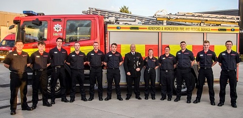 Congratulations to the 15 wholetime firefighters who've finally received their pass-out certificates at a delayed but still very special celebration at Wyre Forest. Find out more ow.ly/xkzb50H712l