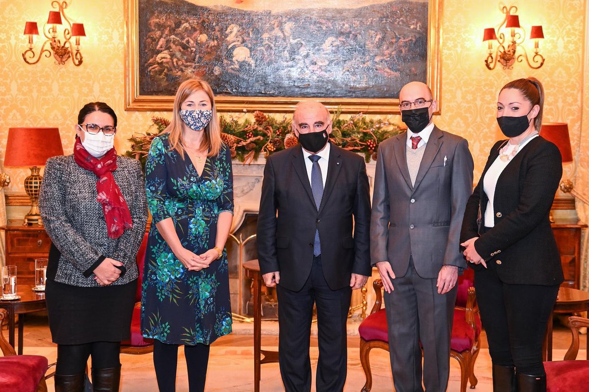 GeorgeVellaMT's tweet photo. I had a very interesting meeting with several staff members of the Foundation for #Educational Services. We talked about the many challenges they face, including the new ones brought about by the pandemic. I greatly appreciated the donation raised in aid of #MCCFF. https://t.co/jvfOZZEkIc