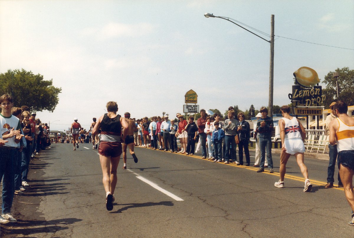 GrandmasMara's tweet photo. What's with the name "Lemon Drop Hill" at Mile 22? 🍋 

#ThrowbackThursday https://t.co/fdHXWH8Jjd