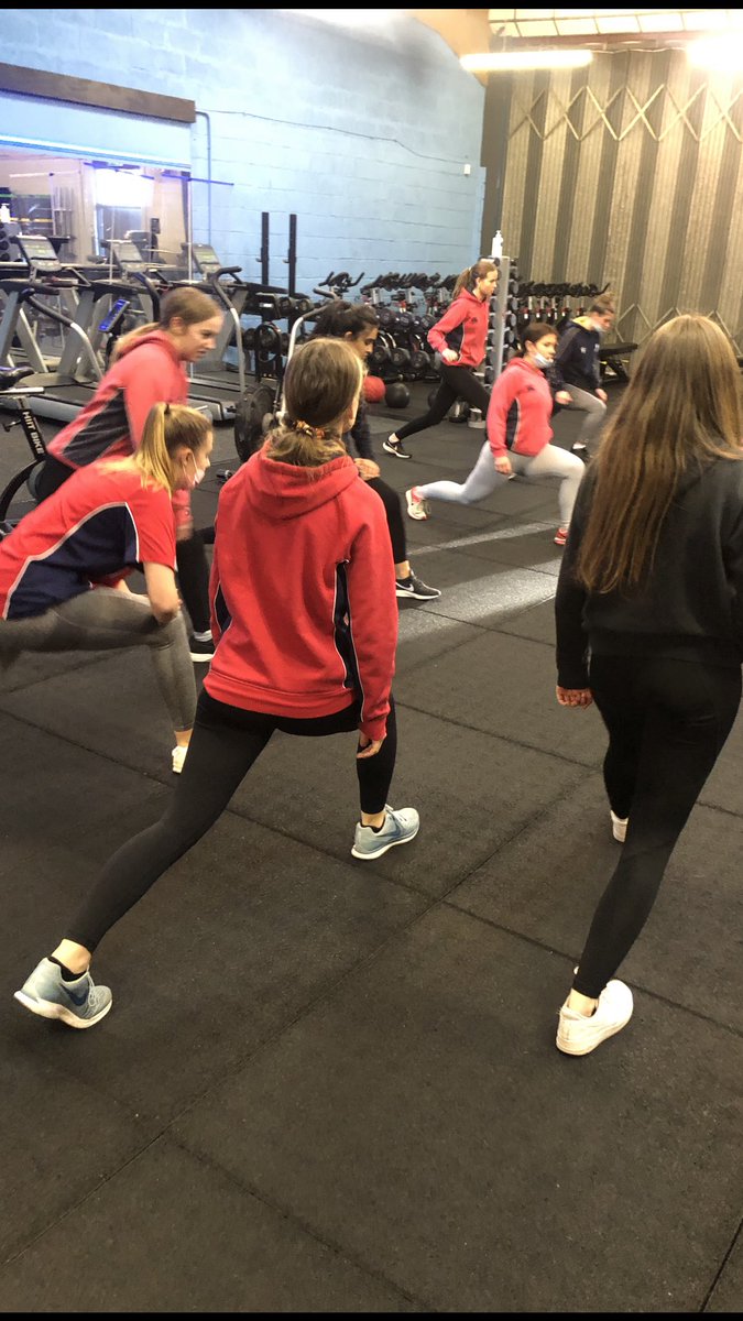 MES_Sport's tweet photo. @SynergyGyms Thanks so much for all your work/advice/support with the MES Higher PE class in the last few weeks. Confidence with developing strength and power is high 👍❤️💙👍 https://t.co/BxPySOvyWm