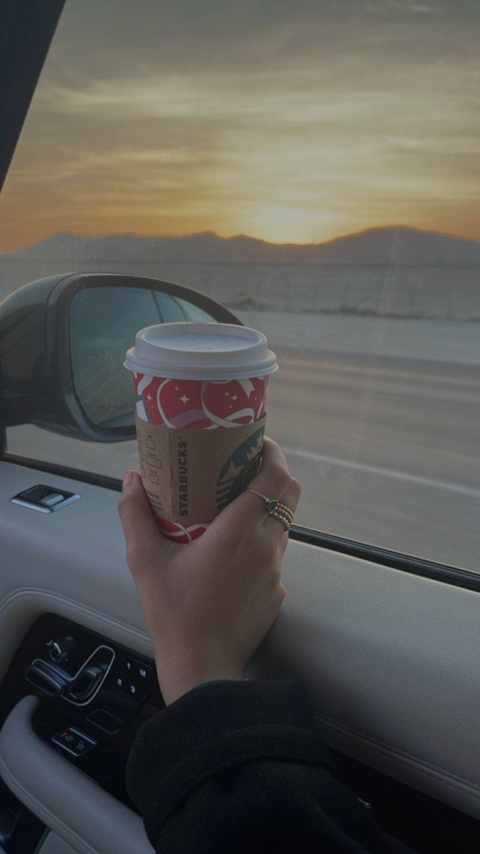 herzomi's tweet photo. #عشوائيات 
IG:fatimah.alherz https://t.co/5TpsjqvMbY