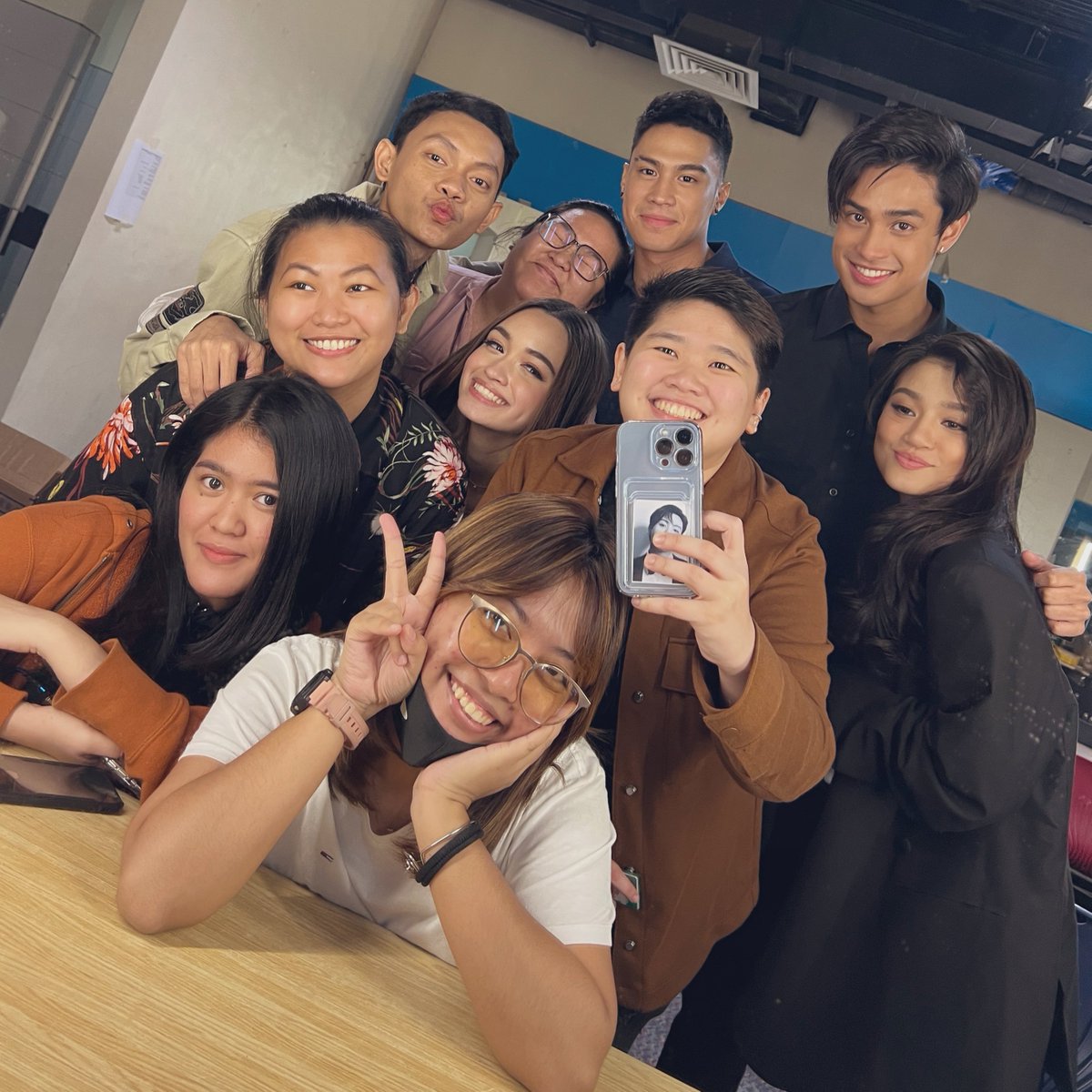 ninamanglo's tweet photo. Congratulations team #LoveIsColorBind! 🖤🤍 #LICBWorldPremiere https://t.co/3VZCeIHmyL