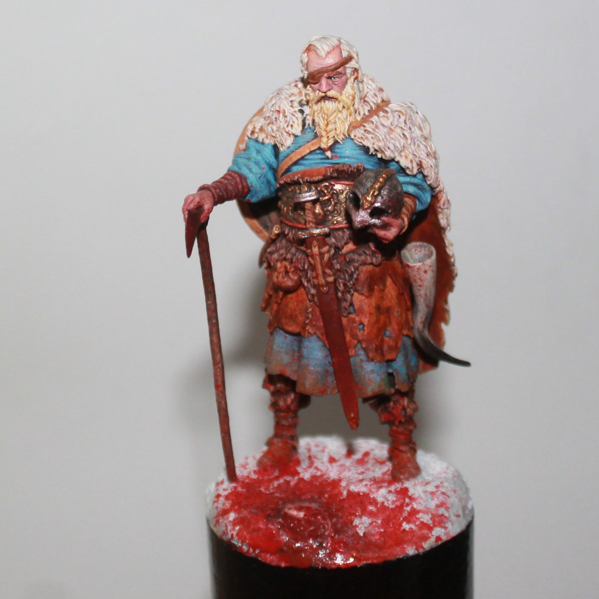 Goblins_Store's tweet photo. Hello everyone! I want to please you with a new-old work  - the ancient German god Odin (Wotan). Quite a gloomy and evil character. Considering that I painted it in the most difficult days of the epidemic, the image turned out to be especially symbolic)) https://t.co/522BVsTuUT
