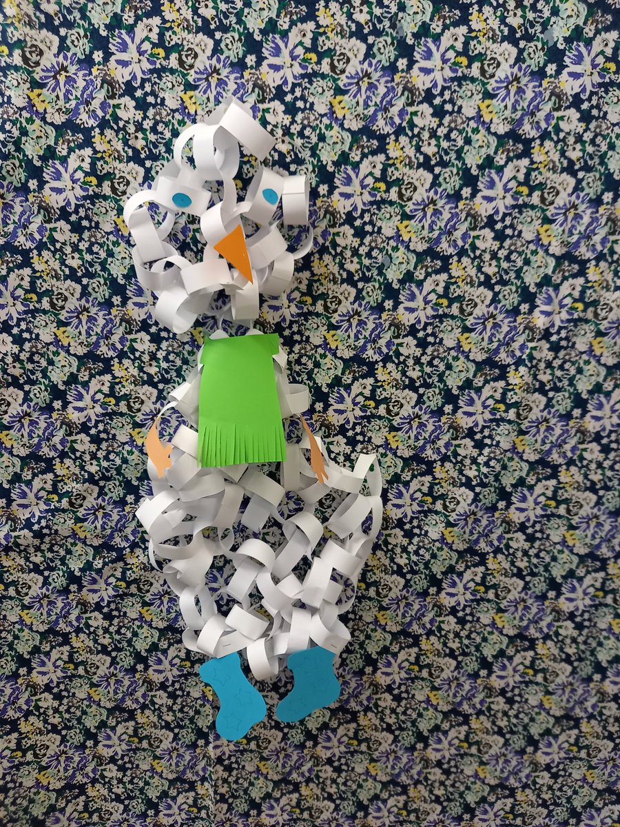 DGS_SEND's tweet photo. Geoffrey the Snowman has arrived in Learning Support, thanks to Phoebe in Y8! ❄☃️🎄 https://t.co/DCUP0bvsWG