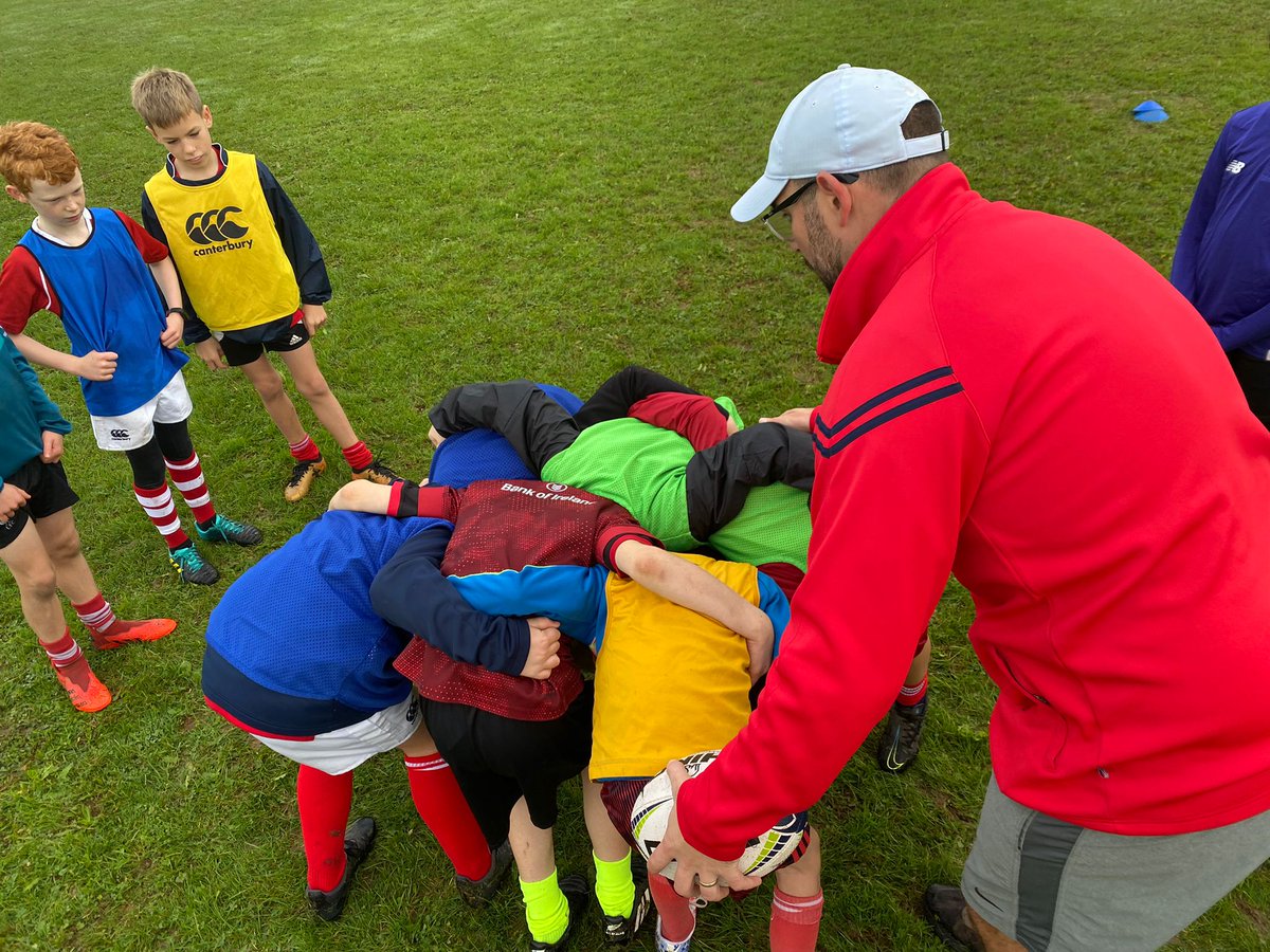 ulbohemianrfc's tweet photo. Our u10's will be in action this Friday night under lights in Rosbrien at 7.00pm when they take on @OldCrescentRFC1  in a curtain raiser to our senior men's final AIL game of the year. 
If you are going to the senior game make sure you get there early to cheer on our u10's. https://t.co/RR8pz1wUsw