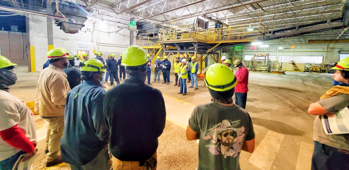 USBrickCo's tweet photo. Busy week! Our president @TempletonCath visited our manufacturing facilities in AL, TN, IN enrolling new team members in #usbrick insurance & benefits. We are excited to welcome these hard-working individuals to the US Brick team! πΊπΈπ§±#gobrick #choosebrick #madeinthe https://t.co/t42S9PpdyQ