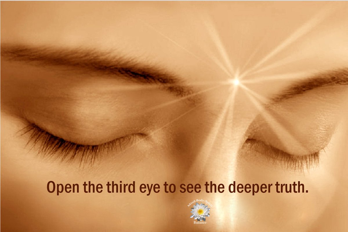 BrahmaKumarisUS's tweet photo. 𝐋𝐨𝐨𝐤𝐢𝐧𝐠 𝐢𝐧𝐰𝐚𝐫𝐝𝐬: We all have three eyes. Two for looking out and one for looking in. Ever wondered why we want to look inwards when everything is happening ‘out there’? Treasures we seek are inside not outside: peace, love, happiness #brahmakumarisus #lookinginwards https://t.co/cGU4uLDbCq