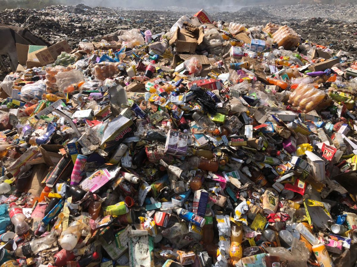 fdaghana's tweet photo. The Upper East Regional Office of the FDA has in collaboration with Economic and Organised Crime Office (EOCO) supervised a massive safe disposal exercise of a number of expired drugs, canned products, herbal medicines, unwholesome frozen fish and poultry as well as cosmetics. https://t.co/YyxVuRhTlC