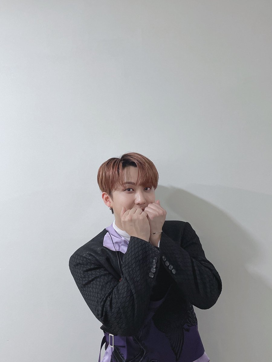 jossly2795's tweet photo. Con lo hermoso que es ChangBin obvio que yo voto por #straykids en los #MAMAVOTE https://t.co/tB6lG1elgY