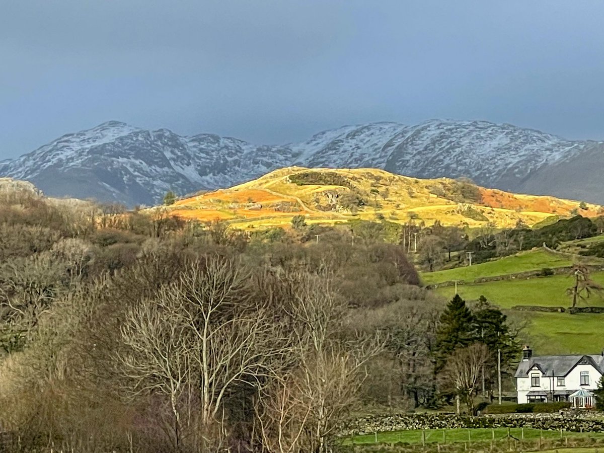 JUDITHM58257161's tweet photo. Dark clouds over #snow covered #Wetherlam this lunchtime
@metoffice #loveukweather #StormHour #StormHour
@ThePhotoHour #Cumbria #LakeDistrict #landscapephotography #ThursdayMotivation https://t.co/jGcdJqG0ks
