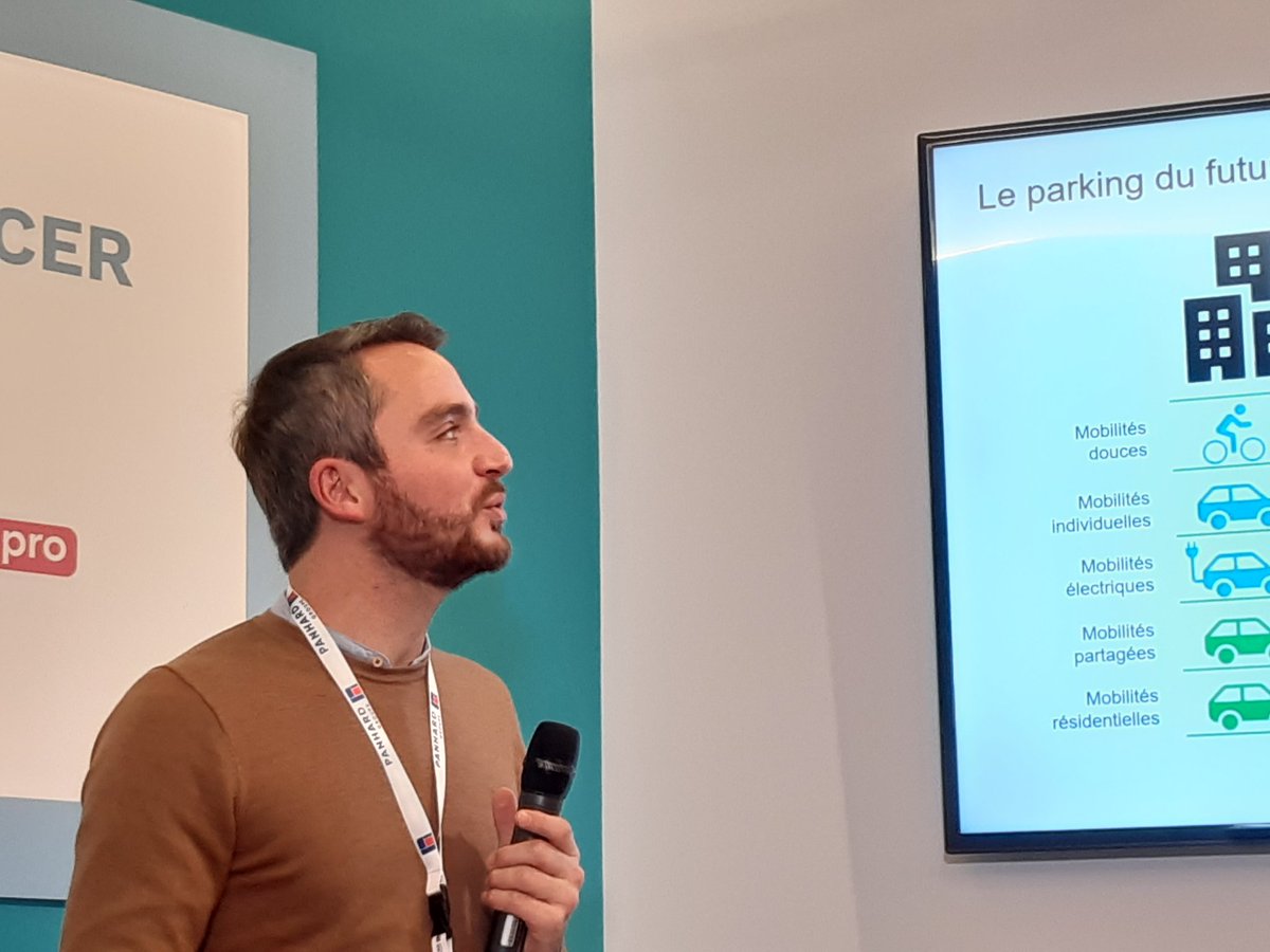 danielpinaPDL's tweet photo. Au #SALONSIMI2021 les solutions @ZenparkFr pour Valoriser de Mds de m2 de parkings privés  en developpant des services "d'immobilité" connectée et partagée #SHARE #PLUG &amp; SHARE  #FLEX #SMART
Exemple de realisation avec #Alter Services #Alter Cité #Angers https://t.co/IfBN3eRvst