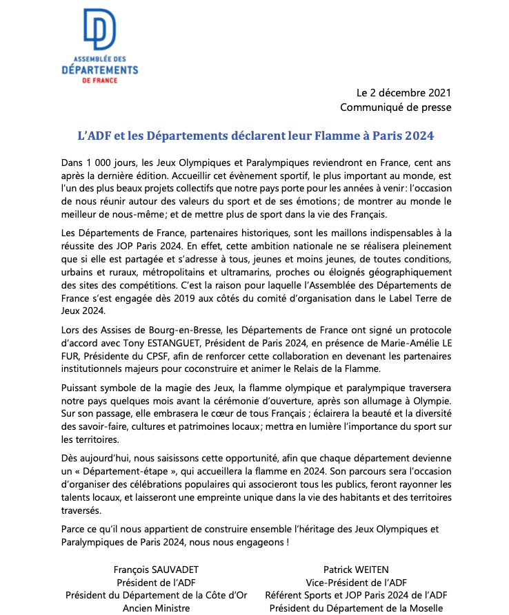 ADepartementsF's tweet photo. 📰Lors des #AssisesADF de @Bourg_en_Bresse, les #Départements ont signé un protocole d’accord avec @TonyEstanguet, Président de @Paris2024, afin de renforcer leur collaboration en devenant les partenaires institutionnels majeurs pour coconstruire et animer le Relais de la Flamme. https://t.co/r3gyV3plH1
