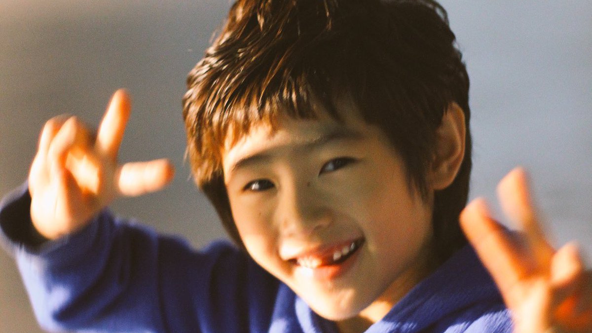 shiceprince's tweet photo. happiest with his first love ♡ https://t.co/7gRurBryBL