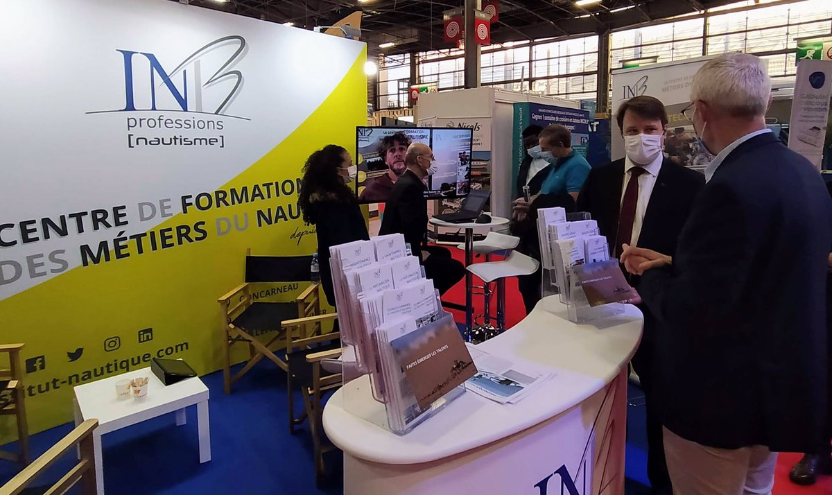 Aujourd'hui Laurent Winisky a accueilli le président de la <a href="/regionbretagne/">Région Bretagne</a> M. Loïg Chesnais-Girard pour échanger sur les problématiques de la formation dans le nautisme et des nombreux besoins des professionnels.
#nautic2021
#1passion1job