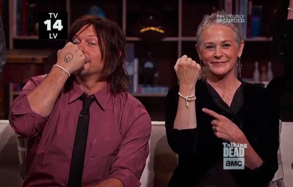 ColleenMarie315's tweet photo. Aww! They even have matching bracelets. I'm going to cry🥺❤️💕
#NormanReedus #MelissaMcBride #matchingbracelets https://t.co/t2tlVlQcup