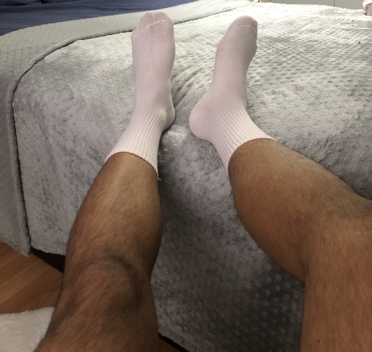 mastercan25's tweet photo. Spordan geldim, erkeksi kokusunu koklayacak köpekler dm den yazsın @gayarabul @gayarabulankara @06gayankara06 #socks #whitesocks #köle #sahip #master #slave #kinky #gaytürk #türkgay #gayarabul #gayturkplatform #bdsm #Sahibeturkiye #sahibeler #ankaragay https://t.co/0iQr2EEm3J