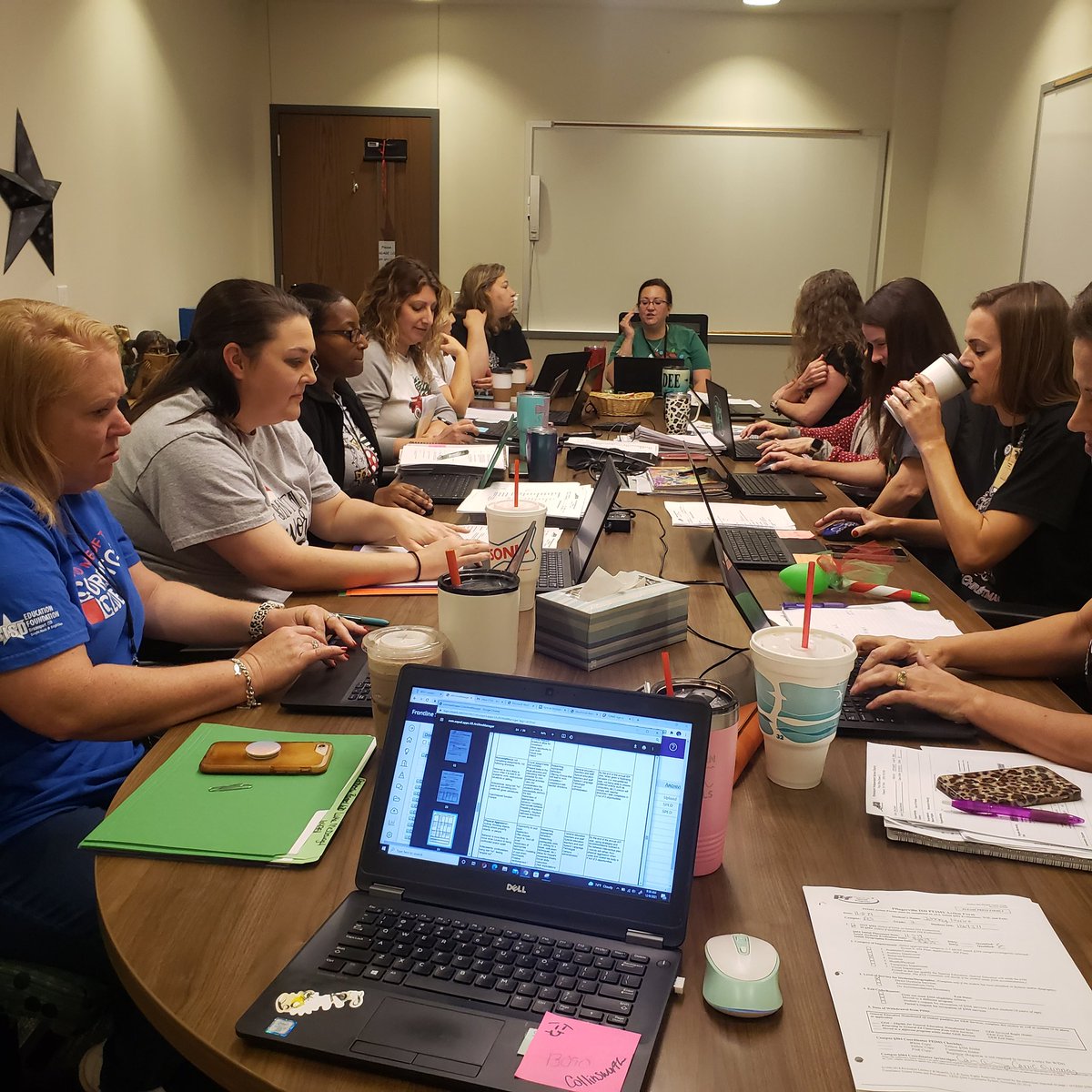 Selina_J_Ivy's tweet photo. Our first RTI progress monitoring meeting of the morning. #2ndGrade
#BISDBACKTOBETTER
#TogetherWeMakeAGreatTeam https://t.co/M5jP8oa3Xo