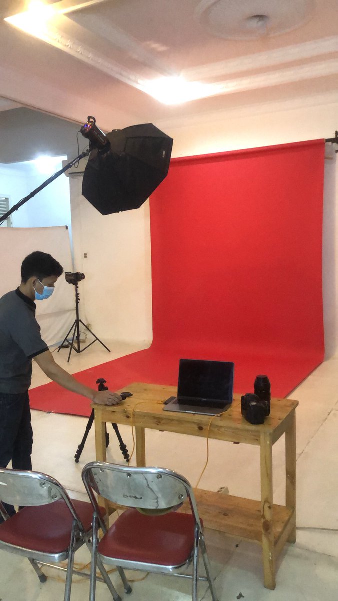 Motret buat <a href="/tashoora_/">TASHOORA</a> lagi.. katanya bulan ini bakal ada lagu baru 👹