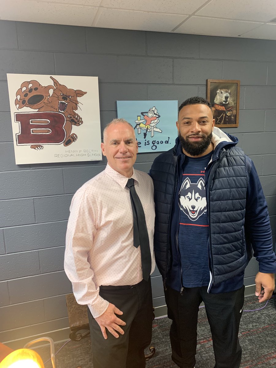 So proud of EJ Barthel! He represents the Becton spirit of grit and family! The UConn Huskies got themselves a great coach. Best of luck ⁦<a href="/UConnFootball/">UConn Football</a>⁩ ⁦<a href="/BectonHS/">Becton Regional High School</a>⁩