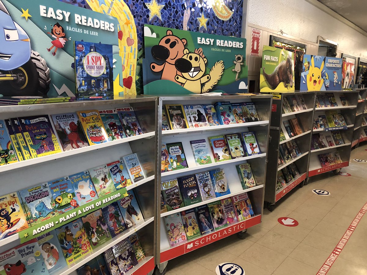 SupEaston's tweet photo. Don’t we all remember the joy and magic of our elementary school book fairs?? Just look at the excitement and interest of our littles. #WeDigReading 📚 https://t.co/6vsGh5YsBy