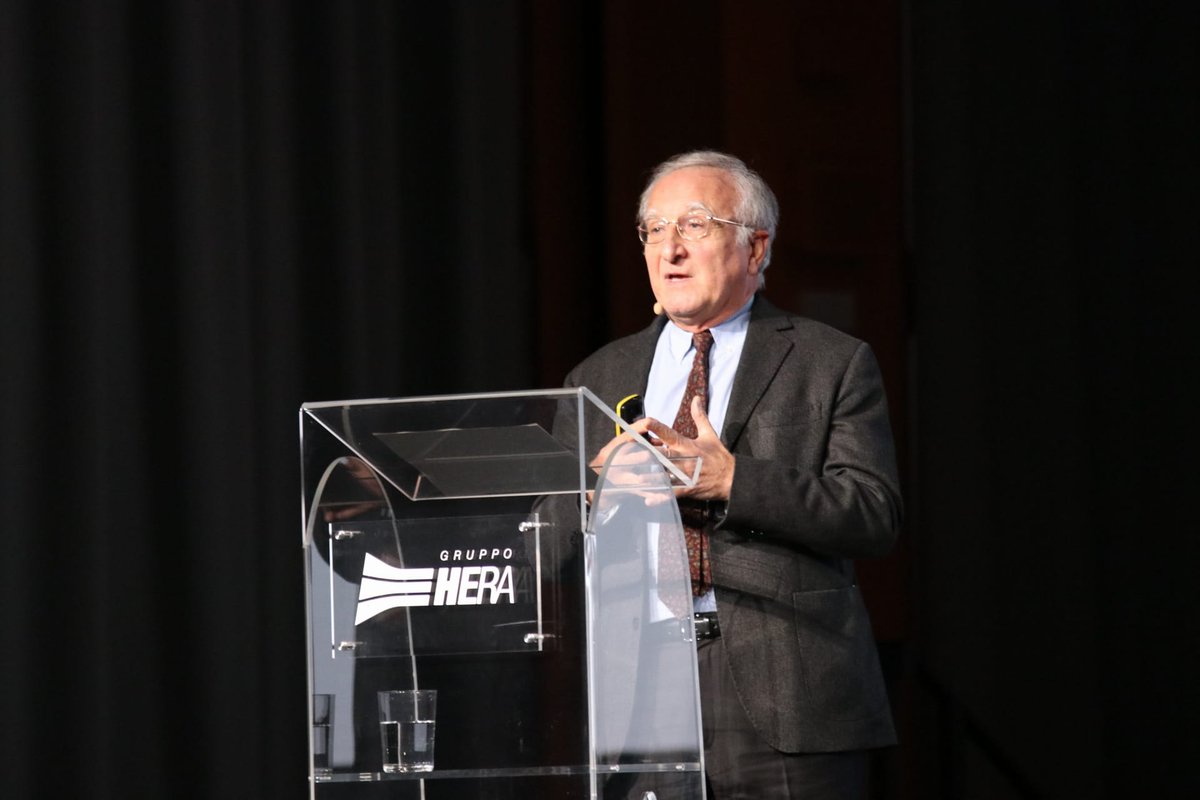 «Se una organizzazione non ha guardato in anticipo i cambiamenti, arriva certamente in ritardo. La stessa cosa vale per un leader, deve saper guardare al futuro» - Enrico Sassoon, Direttore Responsabile <a href="/HBRItalia/">Harvard Business Review Italia</a>  

#HeraPerLaRinascitaDelLavoro #HerAcademy <a href="/GruppoHera/">GruppoHera</a> #adv