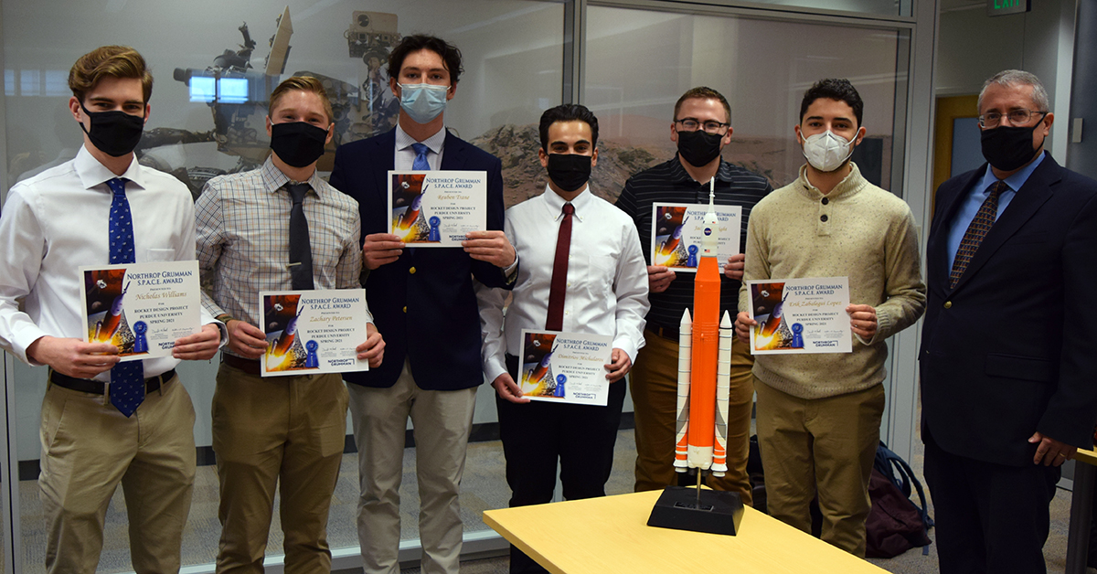PurdueAeroAstro's tweet photo. Nicholas Williams, Zach Petersen, Reuben Trane, Dimitrios Michalaros, Jackson Wright and Erik Zabalegui Lopez were awarded the Northrop Grumman S.P.A.C.E. Award for their AAE251 rocket design project. The award was presented by #PurdueAAE alum and @northropgrumman's Dave McGrath. https://t.co/IMP1YaZgKg