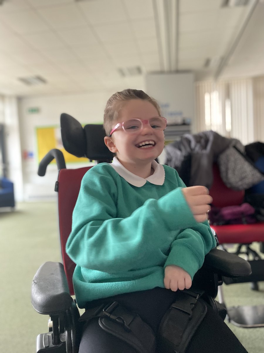 Castleviewps's tweet photo. Much fun was had by these two today in Blue Class, using their switches to play some banging drum solos and rock music! #causeandeffect #checkoutthosesmiles https://t.co/yd1WDFJWTl