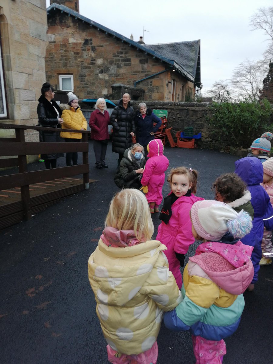 Arthurlie Family Centre tweet media