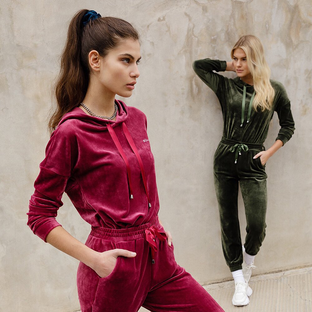 Gotrend_eg's tweet photo. velvet obsession 🍇🥦 

New arrivals. With new styles arriving every week there’s always something to discover at https://t.co/kKlwfonODB https://t.co/GT5OydCId2