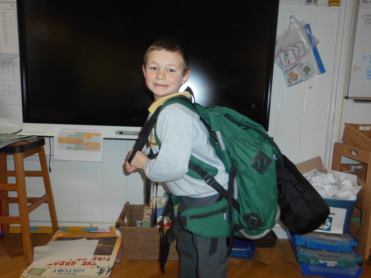 VioletClassCKIS's tweet photo. Freddie brought in his dad's backpack today as we've been learning about continents in our dragon topic.  He told us so much about the places his dad had been and answered many questions his classmates had about places his dad had seen.  Well done Freddie! https://t.co/OA6fWWkRsY