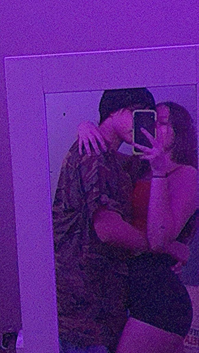 _____Fear's tweet photo. Hold my waist tight 🥺🖤 https://t.co/3aZSCqzgLS