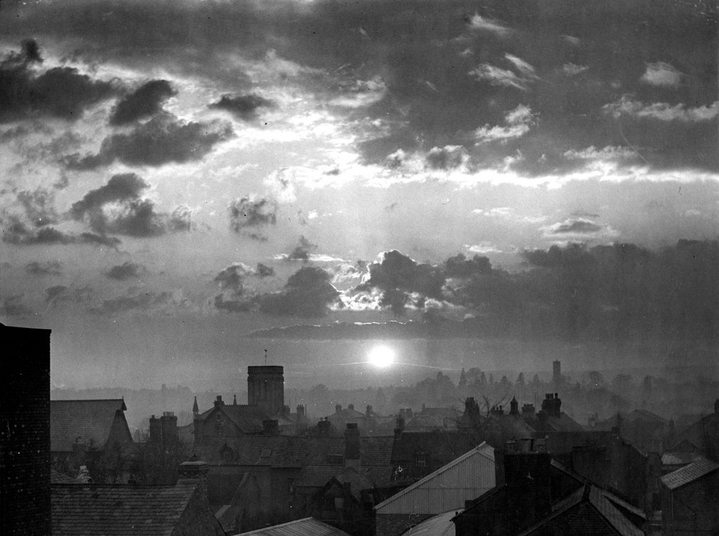 CatcherMedia's tweet photo. Dec 12 #AdventCalendar #AdventFun is a beautiful sunset over Hereford from Derek Evans archive. It's a big sky and the rooftops and Cathedral are visible in graduated layers of grey as they recede into the distance. What's your favourite view? https://t.co/GlSGpVOSq3