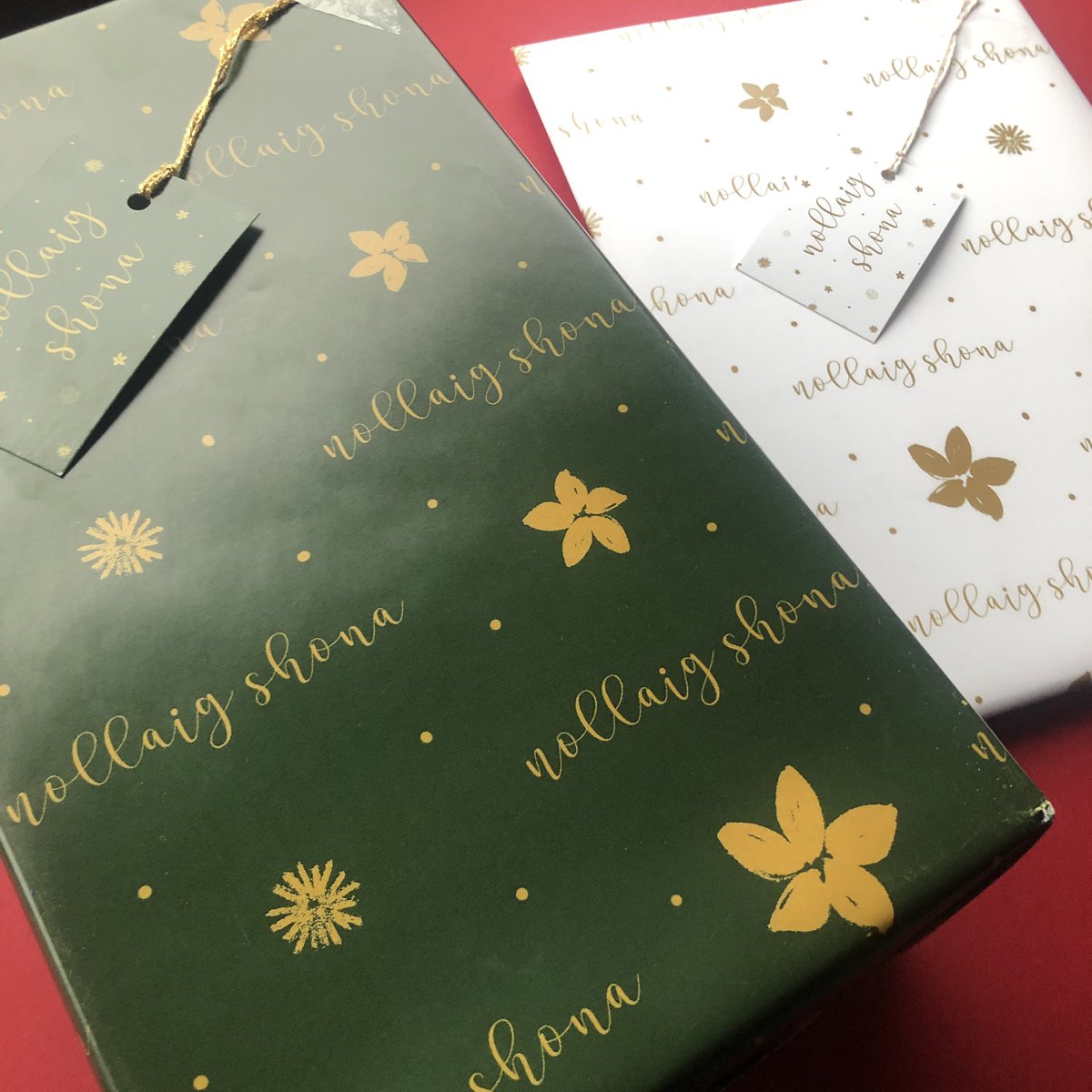 Gift Wrapping is now available to select at checkout. You can have your prints and stationery items wrapped in stunning Nollaig Shona wrapping paper.