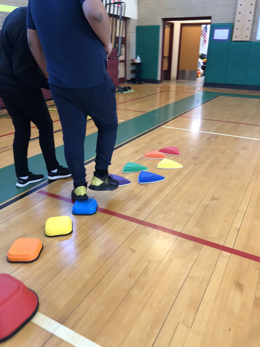 KellySTEAMPhysEd tweet media