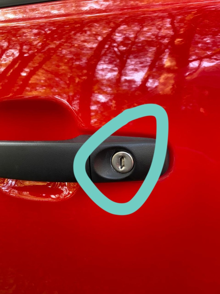 CosasQuePasan's tweet image. Más de 10 robos en 15 días en el Desierto de los Leones. Banda organizada roba coches forzando chapas o con scanners de frecuencia. ¿Hasta cuándo podremos tener un bosque seguro según lo que nos prometió?@AdrianRubalcava @AlcCuajimalpa @Milenio @Reforma