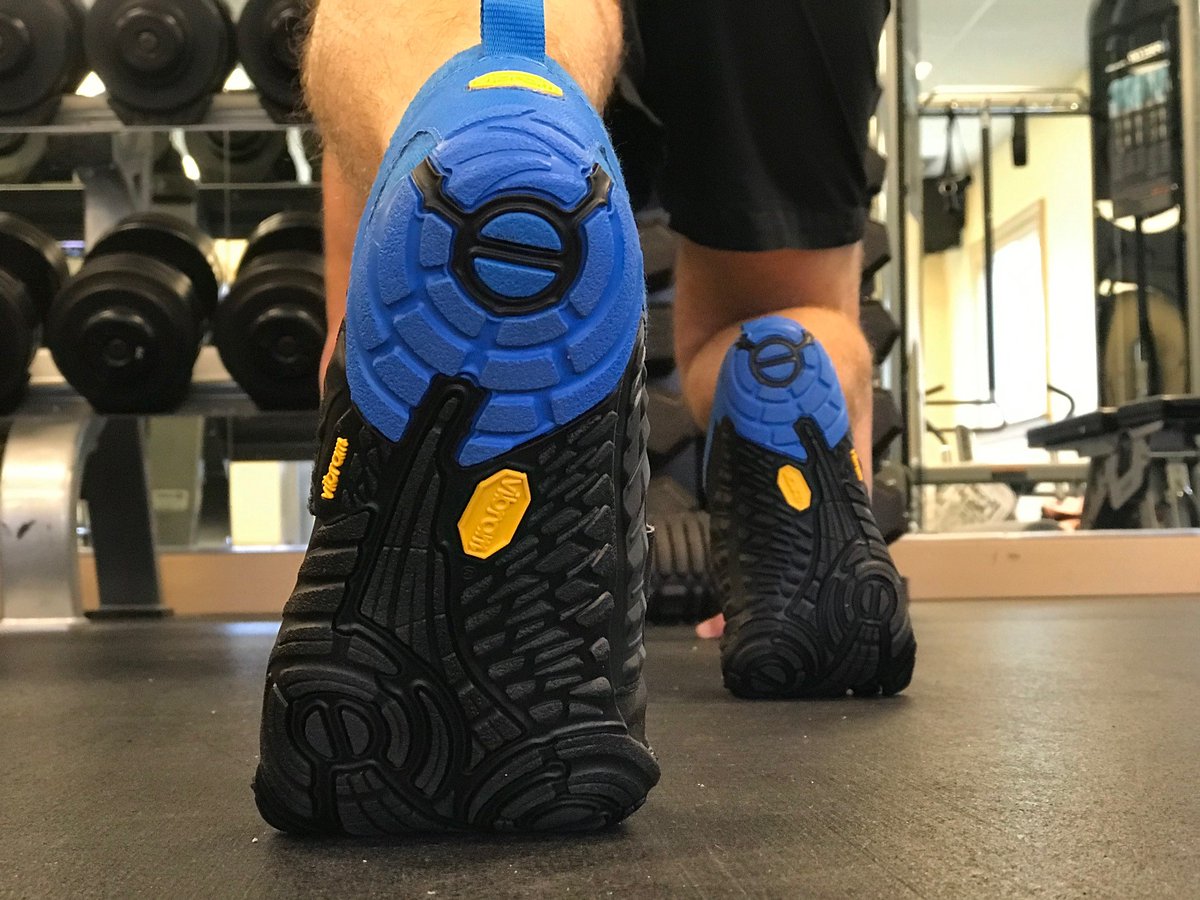 Vibram5FingerUK's tweet photo. The perfect shoe for serious trainers and athletes. With a special sole designed to prevent lateral movement and a high level of ground feel. The V-train 2.0. https://t.co/8AMgph9xjW
