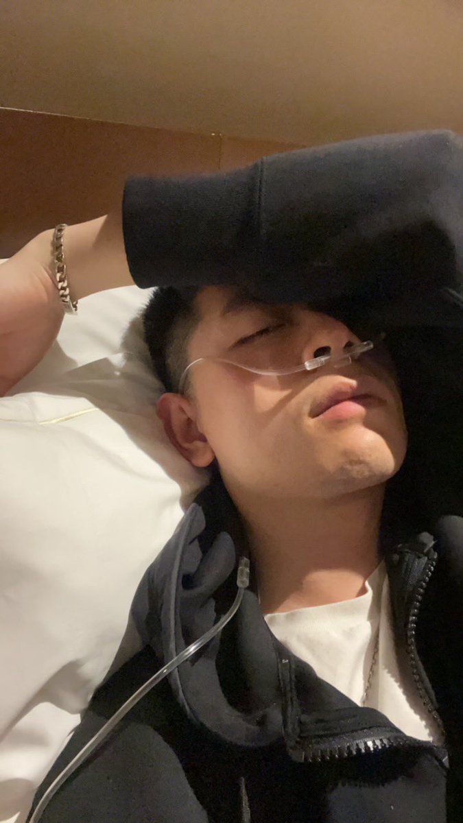 免贵姓爹 tweet media