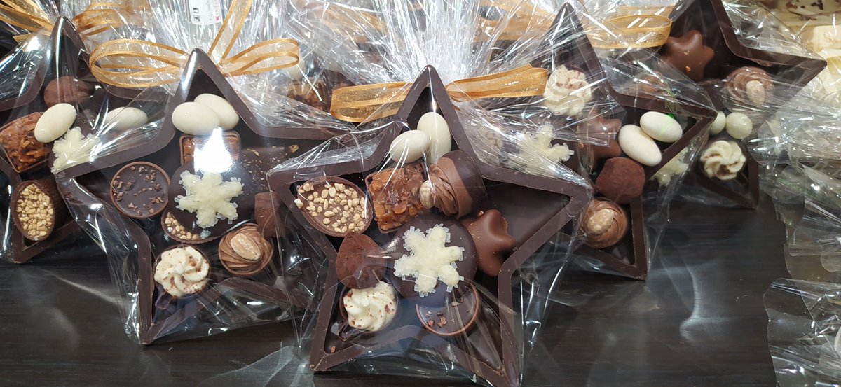 DelicesAnvers's tweet photo. ✨ Le cadeau gourmand idéal à￼￼￼ offrir pour un Noël étoilé! 🤩 ⭐️ 💫 🌟

#Quimperlé #Mellac #Noël #Bzh https://t.co/yT26RkgAWu