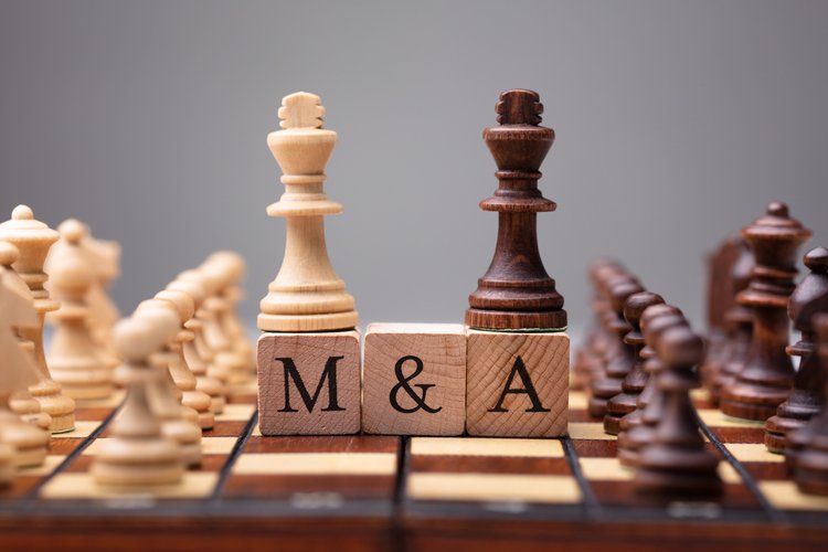 Who's ready to discuss #mergersandacquisitions, #pricingtrends, #regulatoryissues, #fundingalternatives? Join us on January 11 for our next webinar. Details &amp; RSVP at: bit.ly/0111WICB 

#womeninbanking #communitybanking #womenincommunitybanking