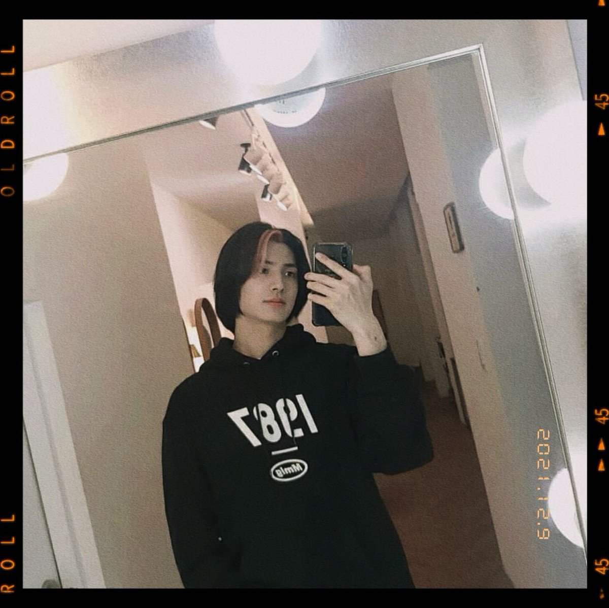 📷: jooyeon in a film — instagram update #Jooyeon