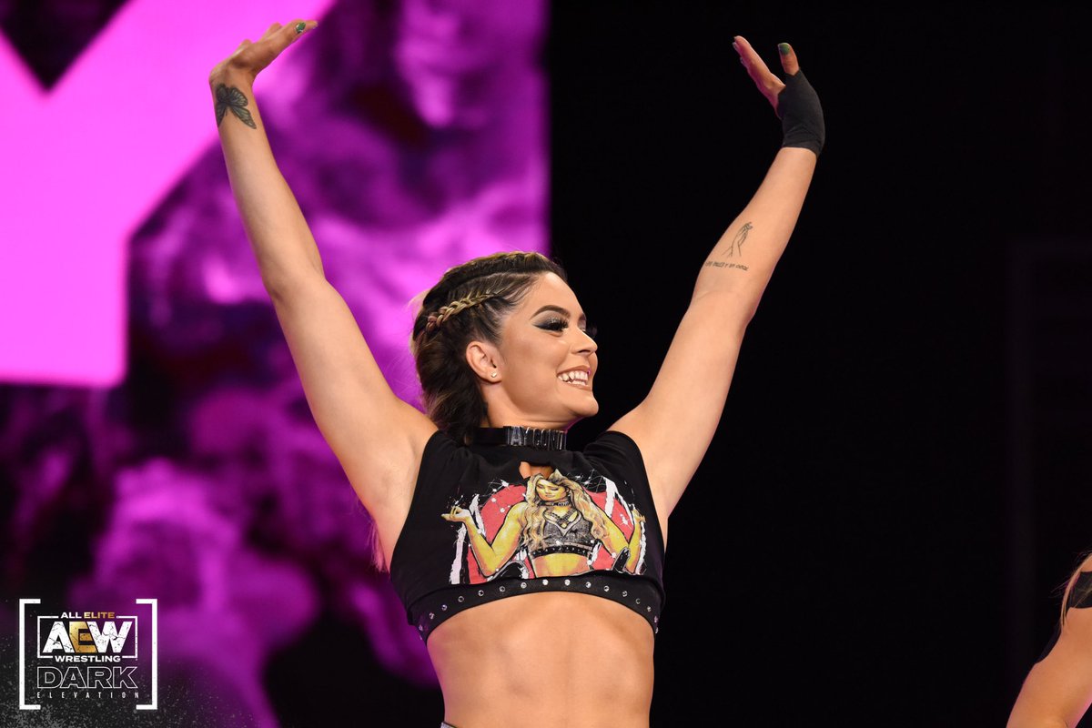 taymelo's tweet photo. HAPPIEST PERSON IN WRESTLING. https://t.co/HqxageV3L3
