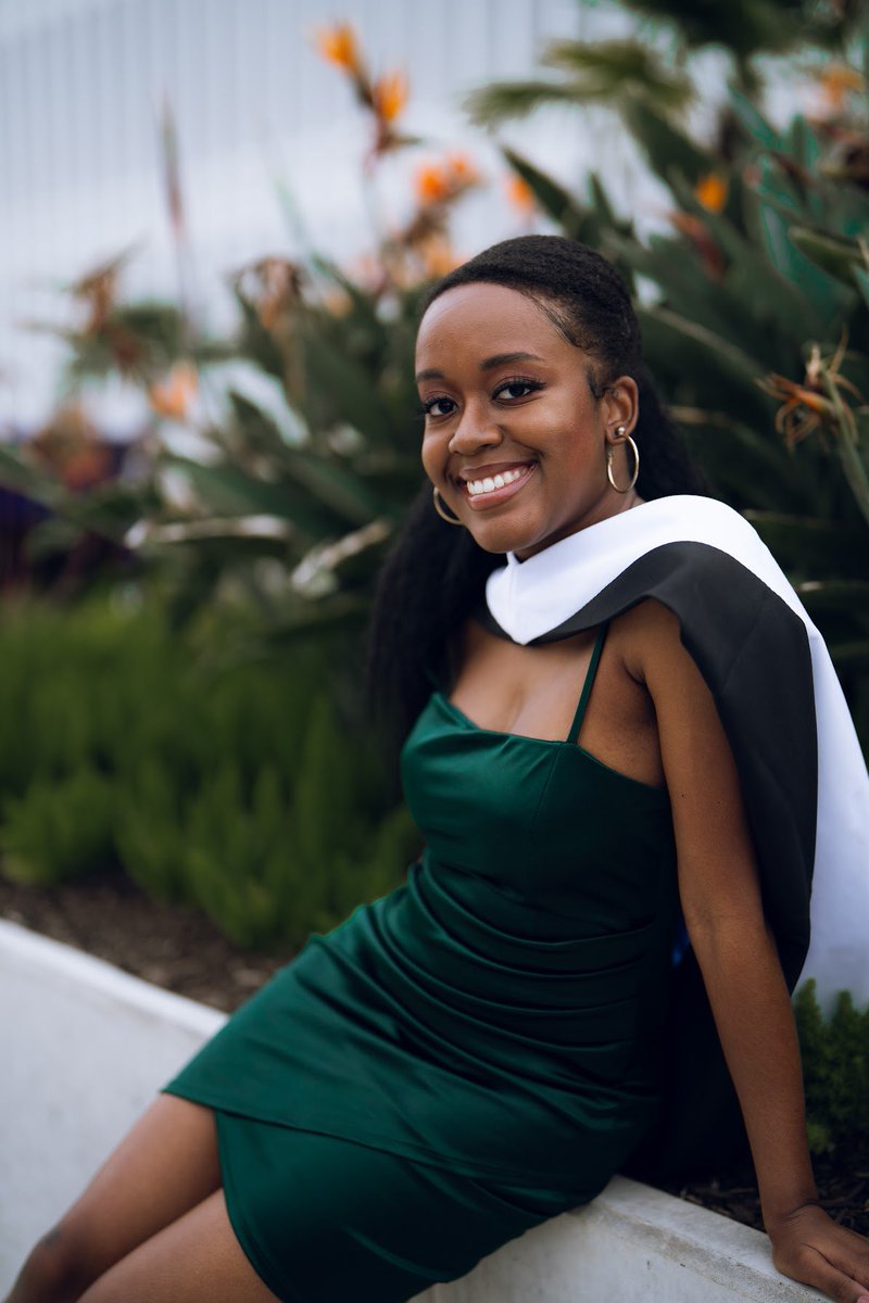 gee_nutella's tweet photo. Only about 4% of therapists in the U.S. are Black. But I’m proud to be a contributor to the expansion of that number. ✊🏾

M.A. in Clinical Psychology https://t.co/05kbdiL5qh