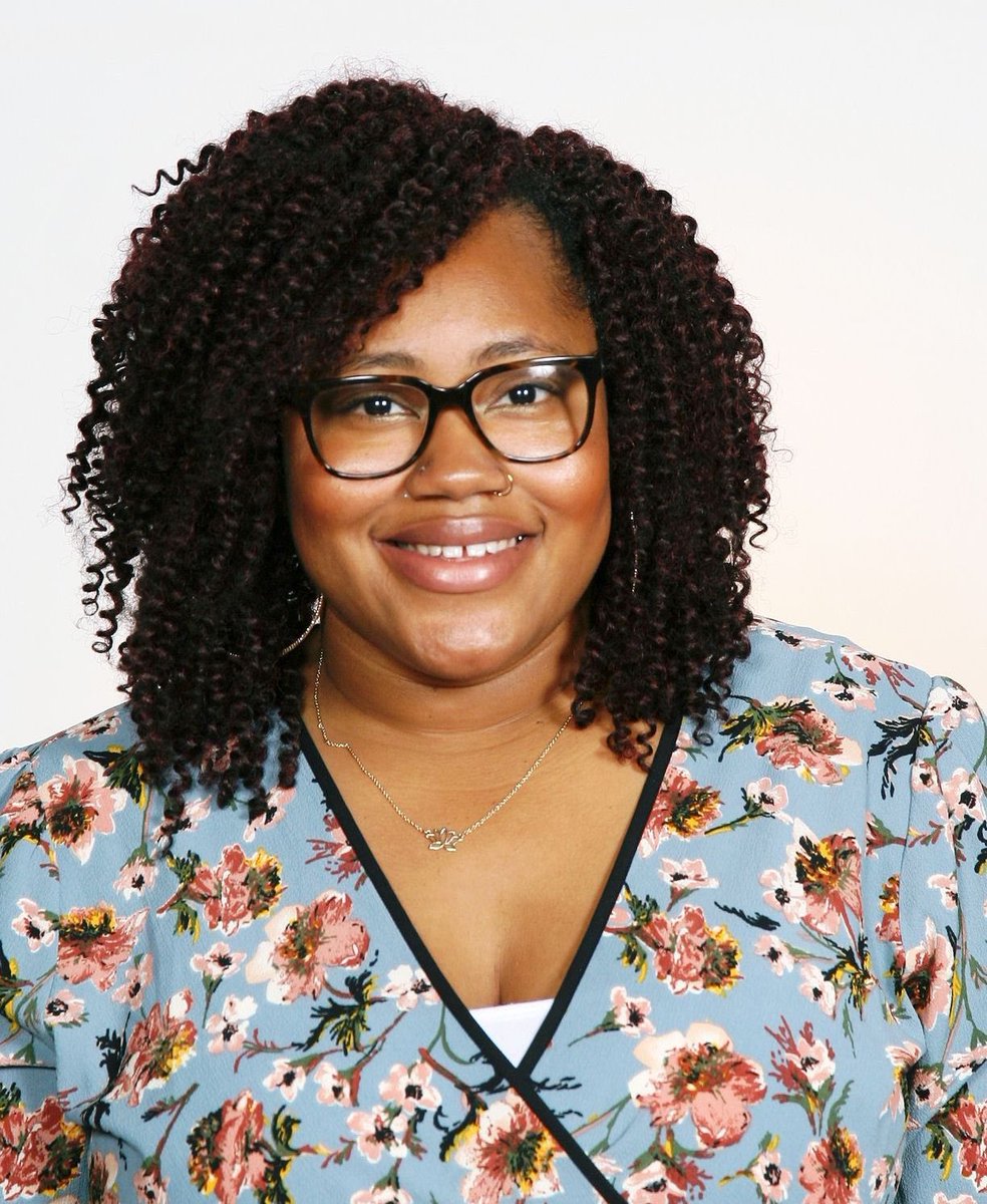 Vine Middle Magnet tweet media