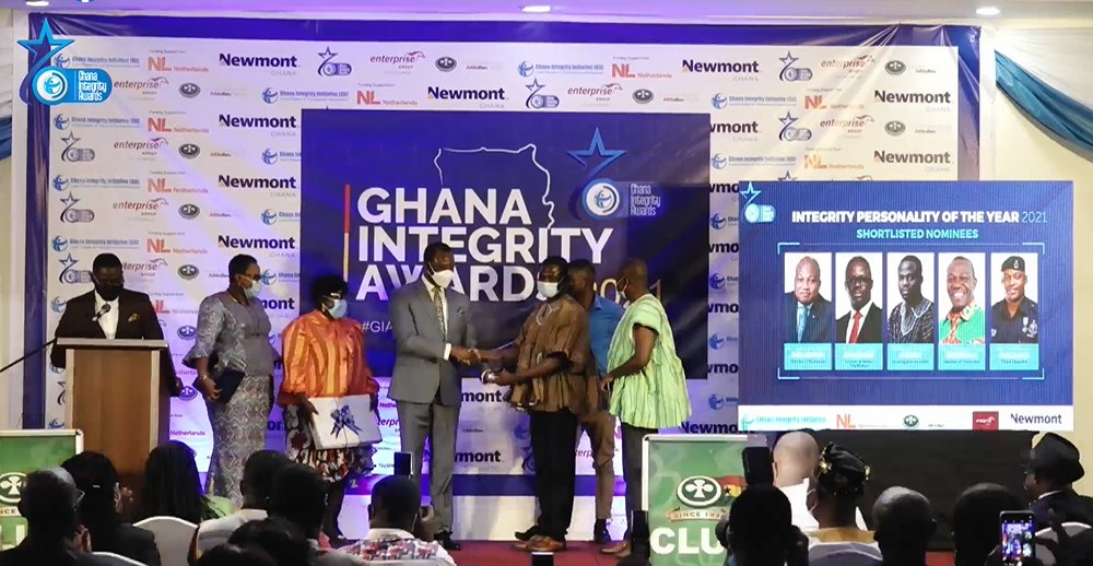 BloggingGhana's tweet photo. Integrity personality of the year award goes to @Manasseh_Azure #GIAWARDS2021 #MyIntegrityHero https://t.co/K54dorAUIh