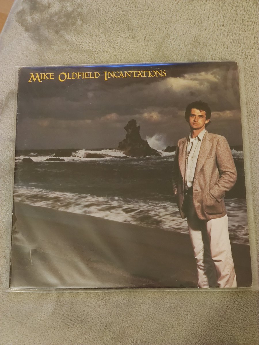 sincotron's tweet photo. ...23 #MikeOldfield #countdowm #Incantations https://t.co/ETLkgQHb8d